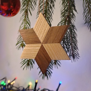 Csillag karácsonyfadísz - feketedió és kőris, Karácsony, Karácsonyi lakásdekoráció, Karácsonyfadíszek, Famegmunkálás, MESKA