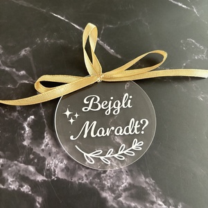 Bejgli Rajongó Akril Karácsonyfadísz - Bejgli Maradt? Felirattal - karácsony - karácsonyi lakásdekoráció - karácsonyfadíszek - Meska.hu