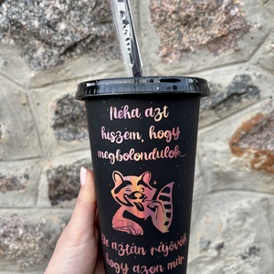 Vicces feliratú, mosómedve mintájú pohár tetővel és szívószállal, Otthon & Életmód, Konyhafelszerelés, tálalás, Tálalás, Pohár, Fotó, grafika, rajz, illusztráció, MESKA