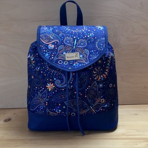 Pillangós női vízálló hátizsák -  - Meska.hu