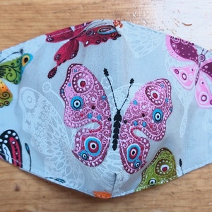 Színes pillangós háromrétegű, szűrő behelyezésére alkalmas női textil arcmaszk -  - Meska.hu