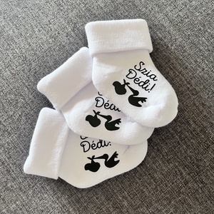 Baba bejelentő kis zokni - ruha & divat - babaruha & gyerekruha - babafotózási ruha és kellék - Meska.hu
