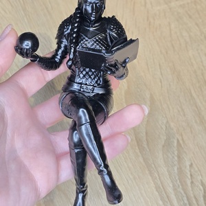 Violet Fourth Wing könyvespolc dekor figura, Otthon & Életmód, Dekoráció, Asztal és polc dekoráció, Könyvszobor, Mindenmás, MESKA