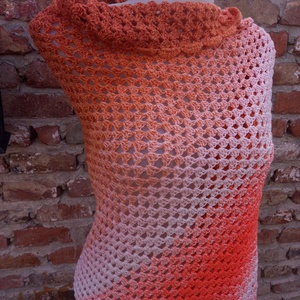 Ombre Horgolt vállkendő - háromszög alakú  - ruha & divat - sál, sapka, kendő - vállkendő - Meska.hu