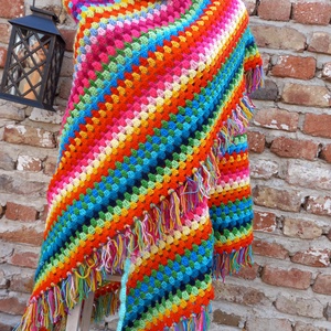 Bohém rojtos Horgolt vállkendő - háromszög alakú  - ruha & divat - sál, sapka, kendő - vállkendő - Meska.hu