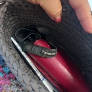 Horgolt táska - sötétszürke - táska & tok - kézitáska & válltáska - válltáska - Meska.hu