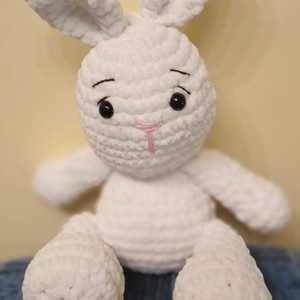 Nyuszi amigurumi figura - játék & sport - plüssállat & játékfigura - nyuszi - Meska.hu