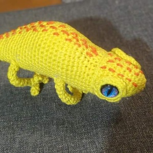 Kaméleon amigurumi figura - Meska.hu