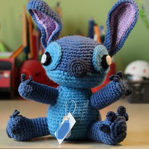 Stitch,horgolt amigurumi figura - játék & sport - plüssállat & játékfigura - kutya - Meska.hu
