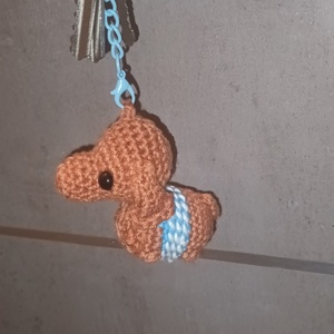 Mini tacskó kulcstartó - Meska.hu