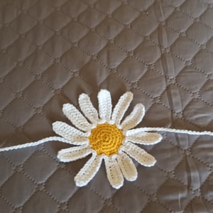 Százszorszép , Játék & Sport, Plüssállat & Játékfigura, Más figura, Horgolás, MESKA