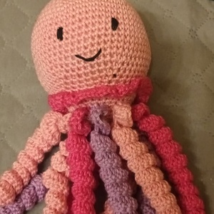 Polip amigurumi figura név hímzéssel, Játék & Sport, Plüssállat & Játékfigura, Polip, medúza, Horgolás, MESKA