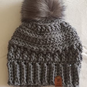 Felnőtt női horgolt sapka - ruha & divat - sál, sapka, kendő - sapka - Meska.hu