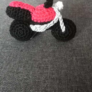 Motor kulcstartó - Meska.hu
