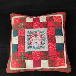 Mikulásos patchwork párnahuzat - karácsony - mikulás - mikulás beltéri dekoráció - Meska.hu