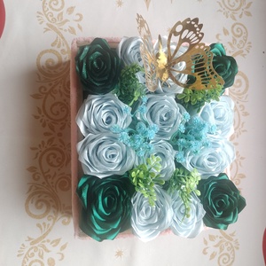 Rózsa box pillangóval - Meska.hu