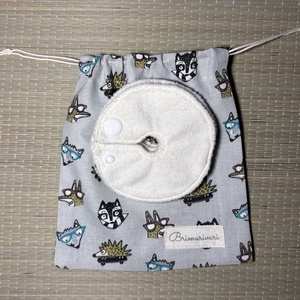 Mic-key button gyomorszondához alátét / g-tube covers szürke farkas  - szépségápolás - egészségmegőrzési kellékek - Meska.hu