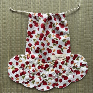 Mic-key button gyomorszondához alátét / g-tube covers eprek, , Varrás, MESKA