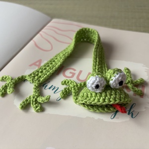 Horgolt könyvjelző béka  - könyv & zene - könyvjelző - Meska.hu