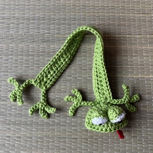 Horgolt könyvjelző béka  - könyv & zene - könyvjelző - Meska.hu