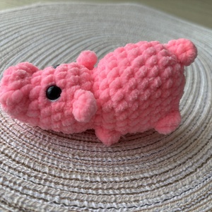 Horgolt plüss figura viziló - Meska.hu