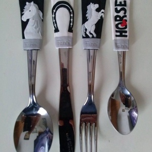 Felnőtt evőeszköz szett - ló - otthon & életmód - konyhafelszerelés, tálalás - tálalás - kanál & villa - Meska.hu
