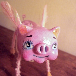 Szárnyas malac - kilógatós papírmasé figura -  - Meska.hu