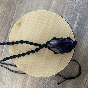 Ametiszt makramé nyaklánc - ékszer - ékszerszett - Meska.hu