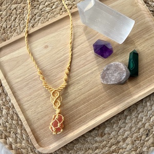 Eperkvarc amulett makramé köntösben, Ékszer, Nyaklánc, Hosszú nyaklánc, Csomózás, MESKA