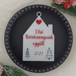 Plexi karácsonyfadísz - Első karácsonyunk - karácsony - karácsonyi lakásdekoráció - karácsonyfadíszek - Meska.hu