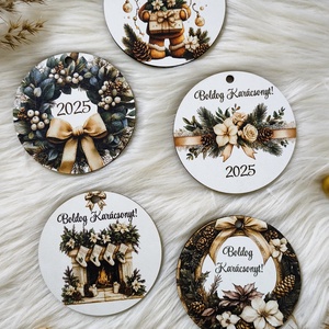 Színes karácsonyfadíszek vintage stílusban, Karácsony, Karácsonyi lakásdekoráció, Karácsonyfadíszek, Decoupage, transzfer és szalvétatechnika, Famegmunkálás, MESKA