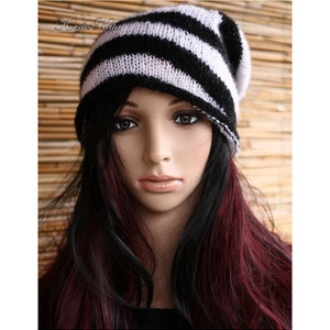 BUGSY / beanie - trendi kézzel kötött akril sapka / fekete és fehér - ruha & divat - sál, sapka, kendő - sapka - Meska.hu