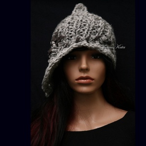 CLOCHE-ART - extravagáns kézzel kötött kalap - ruha & divat - sál, sapka, kendő - sapka - Meska.hu