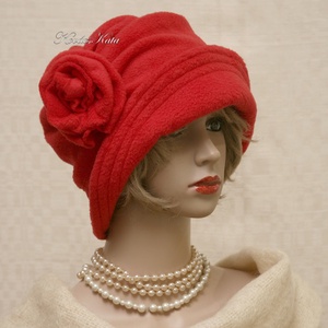 ERNA cloche - polár flapper kalap / piros - ruha & divat - sál, sapka, kendő - kalap - Meska.hu