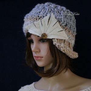 CLOCHE-ART - extravagáns kézzel kötött kalap, sapka /  mogyoró-kék - ruha & divat - sál, sapka, kendő - kalap - Meska.hu
