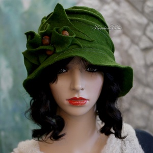 ZORA / erdő-zöld - flapper design filc-kalap - ruha & divat - sál, sapka, kendő - kalap - Meska.hu ZORA / erdő-zöld - flapper design filc-kalap - ruha & divat - sál, sapka, kendő - kalap - Meska.hu