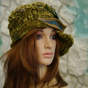 CLOCHE-ART - extravagáns kézzel kötött kalap, sapka / olív - ruha & divat - sál, sapka, kendő - sapka - Meska.hu