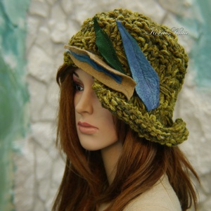 CLOCHE-ART - extravagáns kézzel kötött kalap, sapka / olív - ruha & divat - sál, sapka, kendő - sapka - Meska.hu