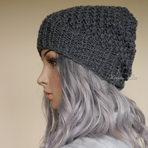 SZILVI-SAPI/ antracit - trendi kézzel kötött sapka, beanie - ruha & divat - sál, sapka, kendő - sapka - Meska.hu