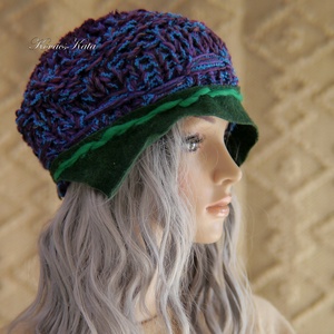 CLOCHE-ART - kézzel kötött kalap / lila-zöld  - ruha & divat - sál, sapka, kendő - sapka - Meska.hu