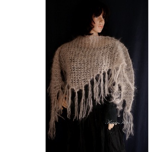 SZELLŐ-KENDŐ - kézzel kötött mohair vállkendő / sand - ruha & divat - sál, sapka, kendő - vállkendő - Meska.hu