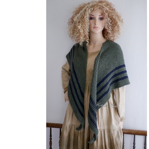 CLAIRE - exkluzív kézzel kötött vállkendő / erdő - ruha & divat - női ruha - poncsó - Meska.hu