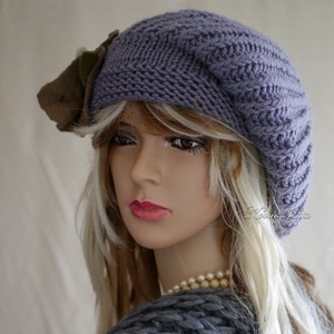 BORBÁLA / szürkéslila alpaka - kézzel kötött alpaka gomba sapka - ruha & divat - sál, sapka, kendő - sapka - Meska.hu