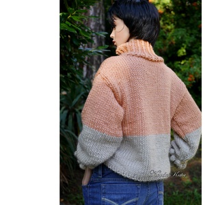 HILDA MERINÓ PULCSI - trendi kézzel kötött finom-gyapjú pulóver / kajszi - ruha & divat - női ruha - pulóver - Meska.hu HILDA MERINÓ PULCSI - trendi kézzel kötött finom-gyapjú pulóver / kajszi - ruha & divat - női ruha - pulóver - Meska.hu