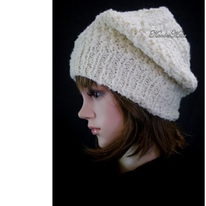 SZILVI-SAPI / alpaka buklé - trendi kézzel kötött gyapjú sapka, beanie / fehér - ruha & divat - sál, sapka, kendő - sapka - Meska.hu