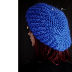 BORBÁLA / royal - exkluzív kézzel kötött kidsilk mohair gomba sapka, barett - ruha & divat - sál, sapka, kendő - sapka - Meska.hu