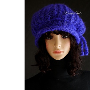 DORA / indigó - extravagáns kézzel kötött chunky mohair gomba sapka, barett  - ruha & divat - sál, sapka, kendő - sapka - Meska.hu