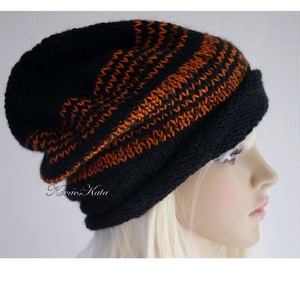 BEANIE LUX / teve - trendi kézzel kötött teveszőr-merinó-kidmohair sapka / fekete+narancs - ruha & divat - sál, sapka, kendő - sapka - Meska.hu