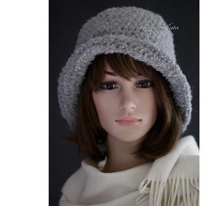 ALPAKA FLAPPER - exkluzív horgolt alpaka-buklé gyapjú kalap / szürke - ruha & divat - sál, sapka, kendő - kalap - Meska.hu