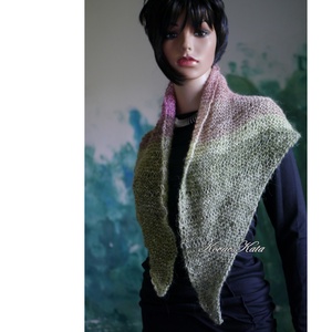 NAKO KENDŐ / erdei gyümölcs - kézzel kötött színátmenetes alpaka vállkendő - ruha & divat - sál, sapka, kendő - vállkendő - Meska.hu